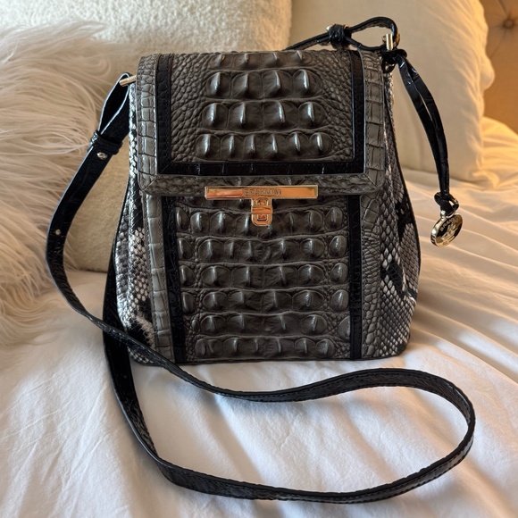 HTF BRAHMIN Margo Steel Fontaine Crossbody - Picture 7 of 8